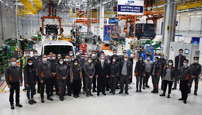 Ford Otosan Fabrika Çalışanları