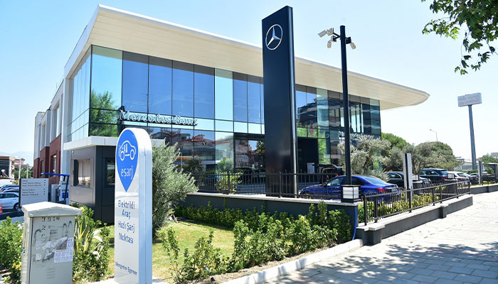 Mercedes-Benz Mengerler Egemer’den yeni showroom 2 Mercedes Benz Mengerler Egemer izmir