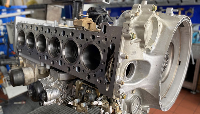 mrcedes kamyon motoru