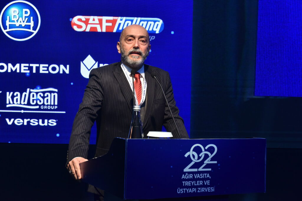 TAİD Başkanı ve Renault Trucks Türkiye Satış Direktörü Ömer Bursalıoğlu