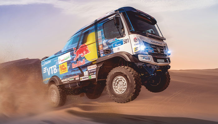 Mercedes-Benz ve Daimler Trucks’ta üretim durdu! 4 kamaz dakkar 1