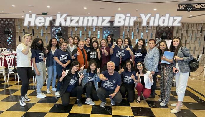 Mercedes-Benz Türk, Adana'nın Yıldız Kızları ile buluştu