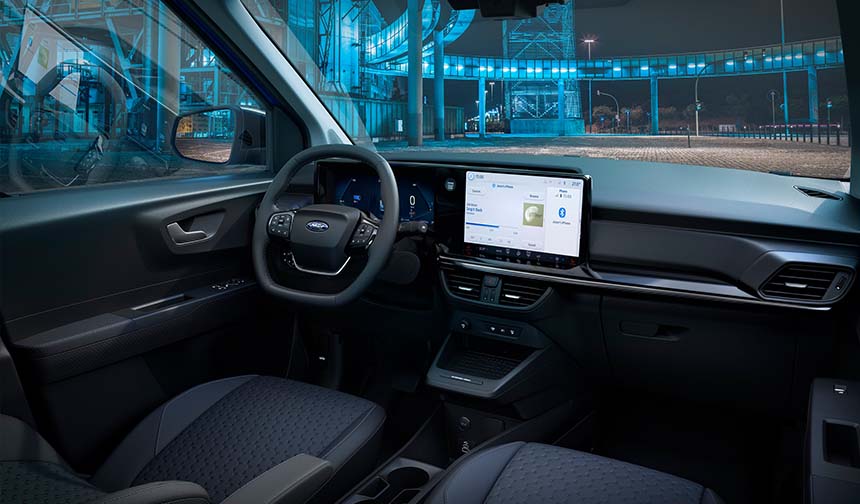 Ford Pro'dan SUV tadında yeni E-Transit Courier 6 Yeni E Transit Courier kokpit