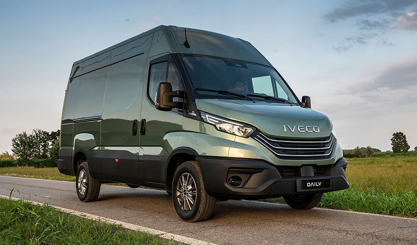 IVECO, tamamı yenilenen ürün gamı ve yeni logosu ile geleceğe hazır 6 IVECO panel van