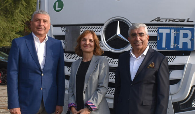 Ekol Lojistik Filosu Mercedes Benz Cekicilerle Guclandi