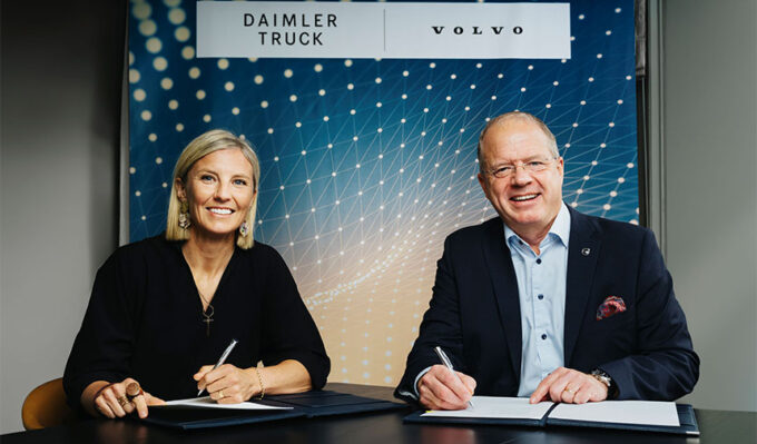 Daimler Truck ve Volvo Group, Ortak Girişim İçin Anlaşma İmzaladı!