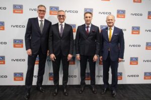 Ford Trucks ve IVECO Ortak Geliştirme Anlaşması İmzaladı