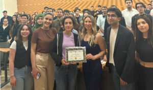 Billur Barlın, Lojistik Fakültesi Öğrencileriyle Buluştu 26 Billur BARLIN Lojistik Fakultesi