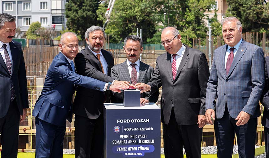 Ford Otosan temel atma toreni