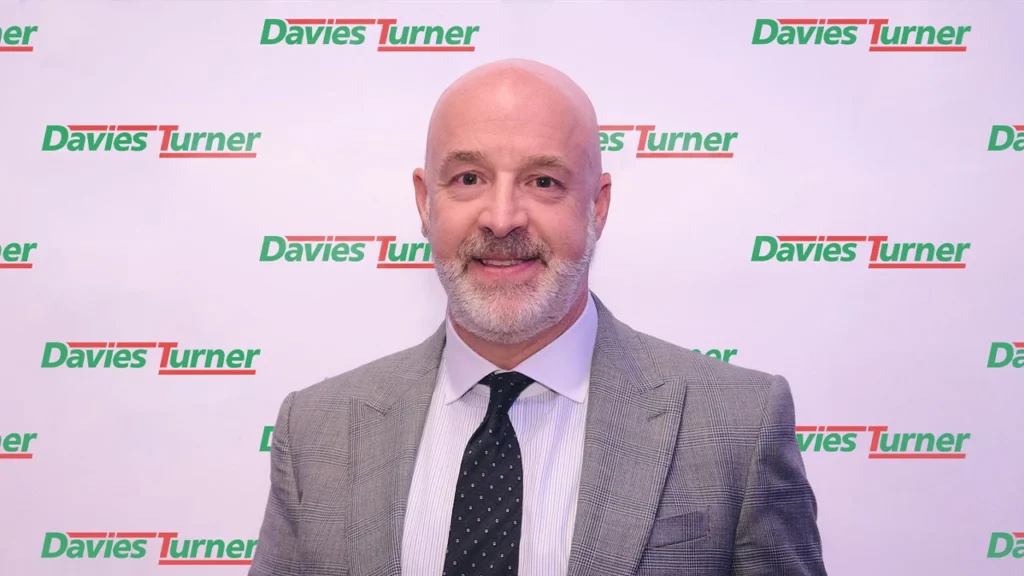Davies Turner Direktoru Alan Williams
