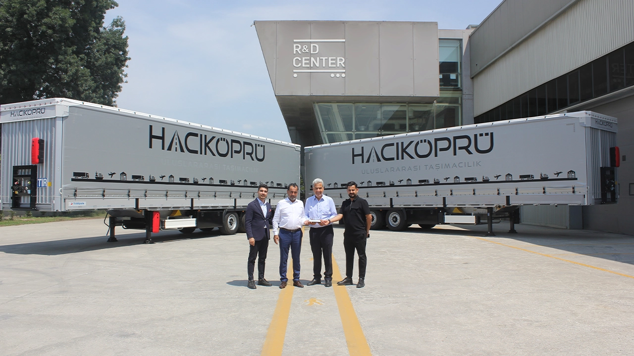 Tirsan Treylerden Hacikopru Uluslararasi Tasimaciliga Multi Ride Teslimati