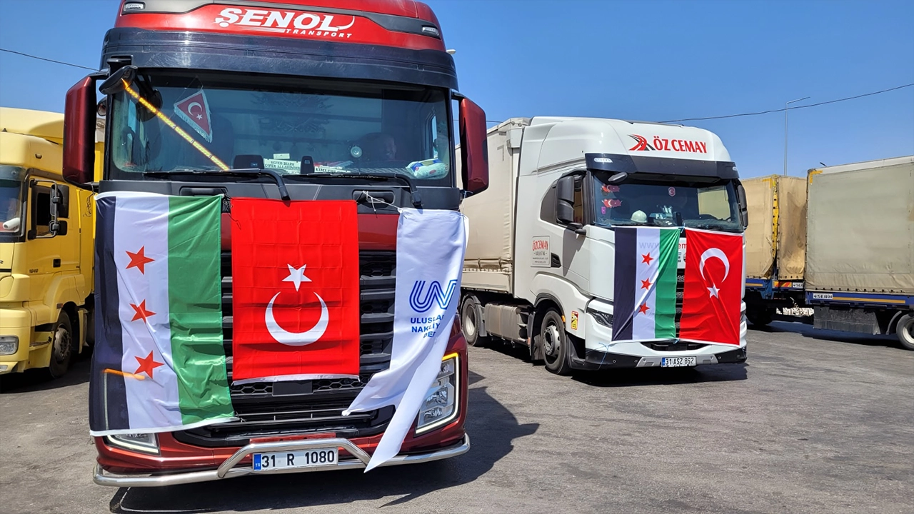 Türk TIR’ları Suriye’ye Direkt Taşımalara Başladı!