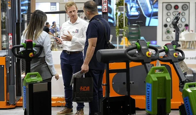 HOW–Hub of Warehouse 3