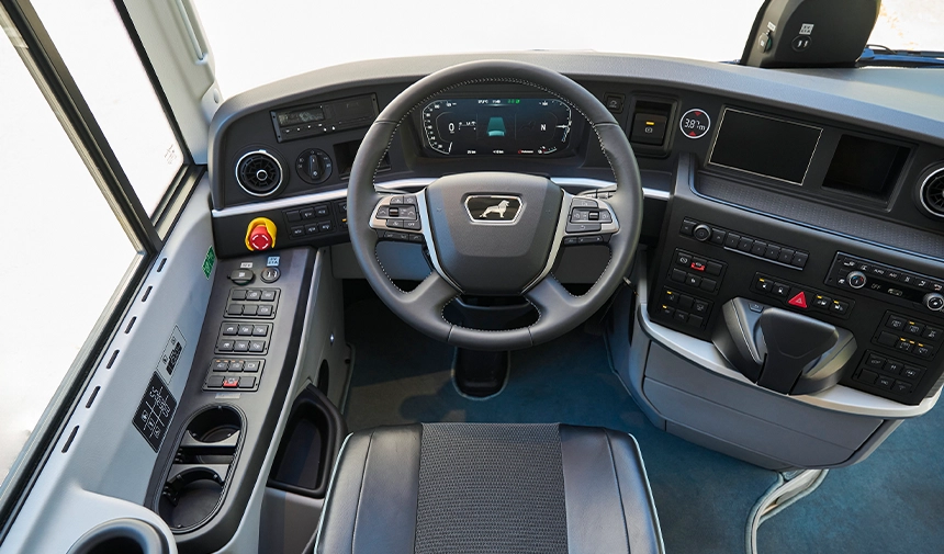 MAN Lion s Coach E kokpit