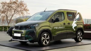 Peugeot’dan Yıl Sonu Stratejik Kampanya: Hafif Ticariye 1 Milyon TL 0 Faiz, Elektriklilere Düşük Faiz 16 Peugeot Rifter Kampanya