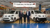 Yerli Uretim Peugeot Expert Travellerin Satisi Basladi