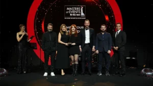 Mercedes-Benz Türk’ün Sağlık Bakım Tırı Projesi “En İyi Roadshow” Seçildi 14 Saglik Bakim Tiri Projesi ACE of M.I.C.E Awardsta Odul Aldi