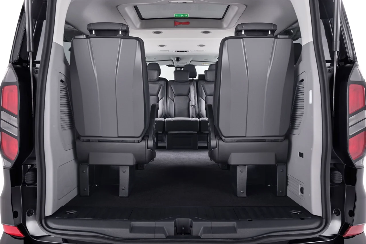 Yeni Ford Tourneo Custom 91 konforlu surus imkani sunuyor