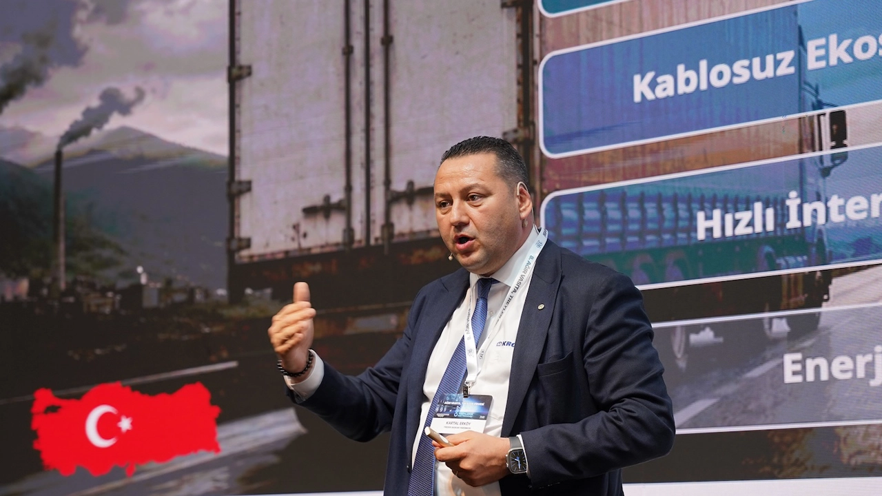 600'e yakın katılımla rekor kıran 8. Ağır Vasıta ve Treyler Zirvesi'nde Neler Oldu? 20 Kartal Erkoy TREDER Baskan Yardimcisi