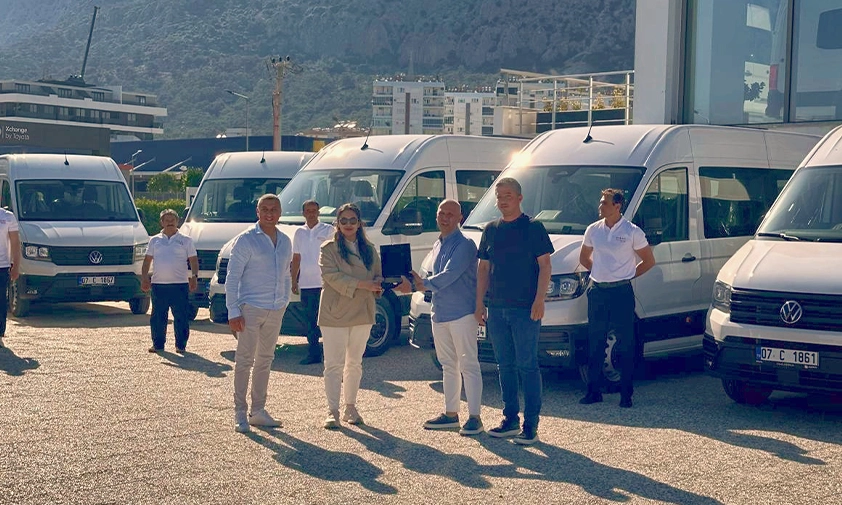 Volkswagen Ticari Araç’tan Kıraç Turizm’e Crafter Teslimatı 3 Kirac Turizm Crafter Teslimati