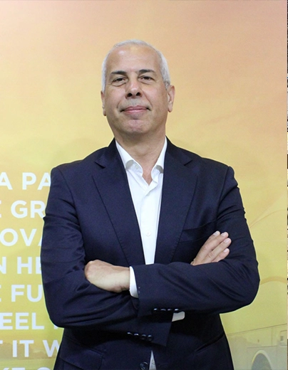 Satis Direktoru Ishak Sikar