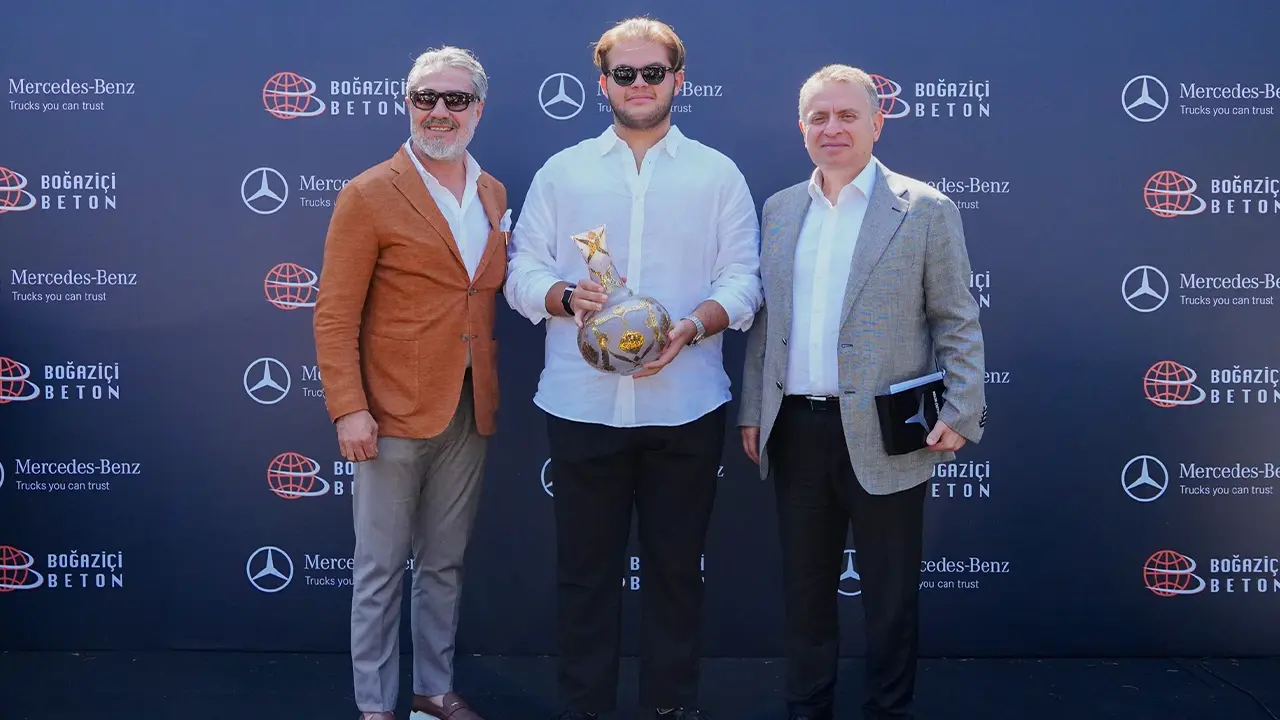 Mercedes-Benz Türk ile Boğaziçi Beton İş Birliği, 400 Araçlık Yeni Yatırımla Güçlendi 5 Mercedes Benz Turk ile Bogazici Beton Is Birligi toplantisindan