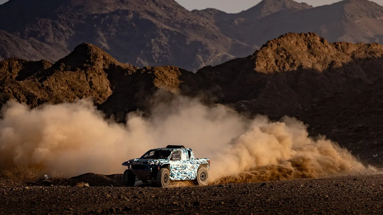 Toyota Hidrojen Yakit Hucresi Teknolojisini Dakar Rallisiyle Ileriye Tasiyacak