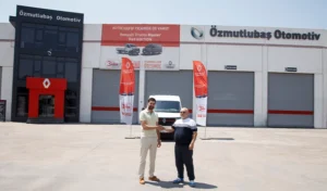 Ege Bölgesi'nin İlki: Renault Trucks Master Red EDITION ÖKN Lojistik Filosunda 4 Teslimat toreni